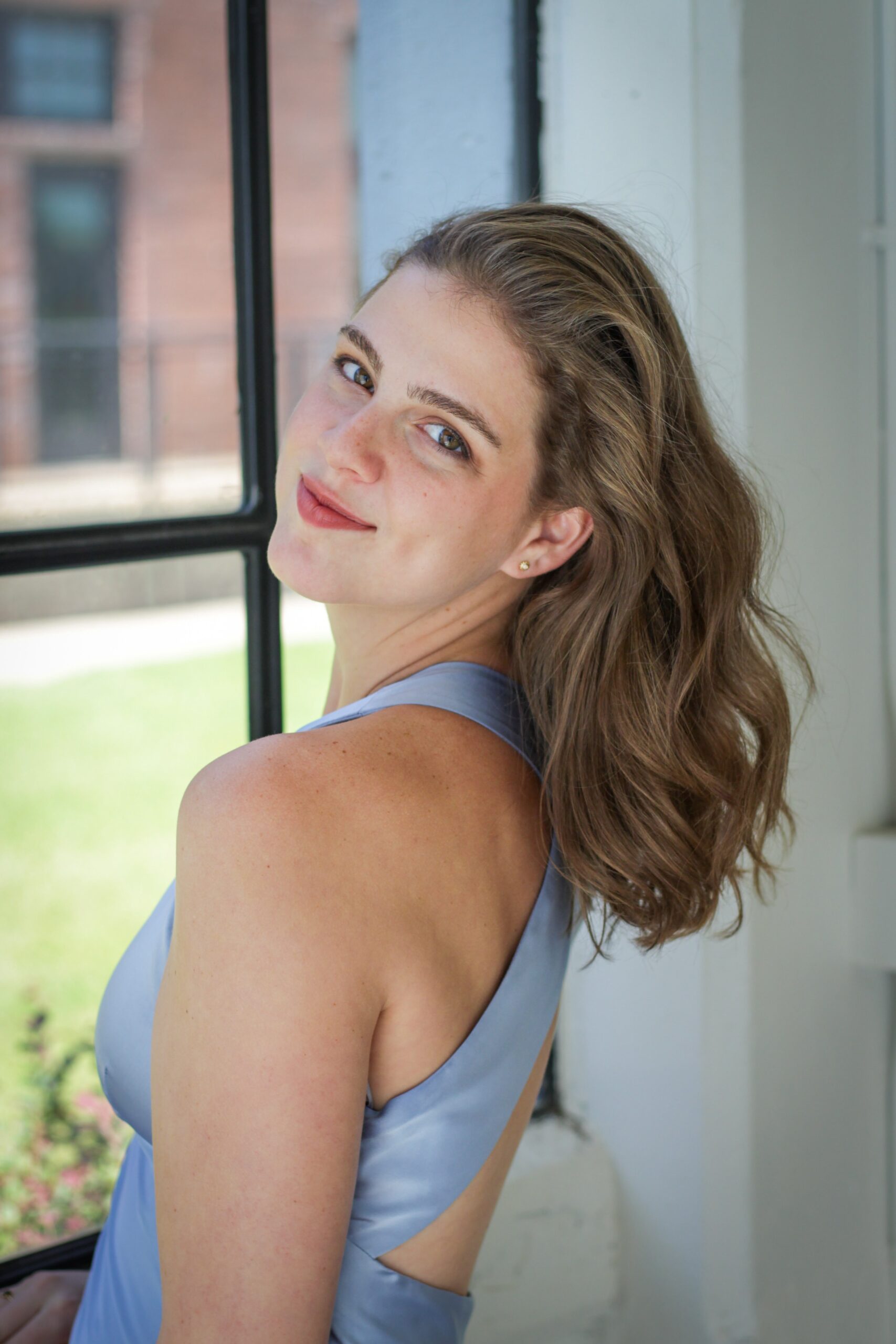 Image of: Julia Holoman